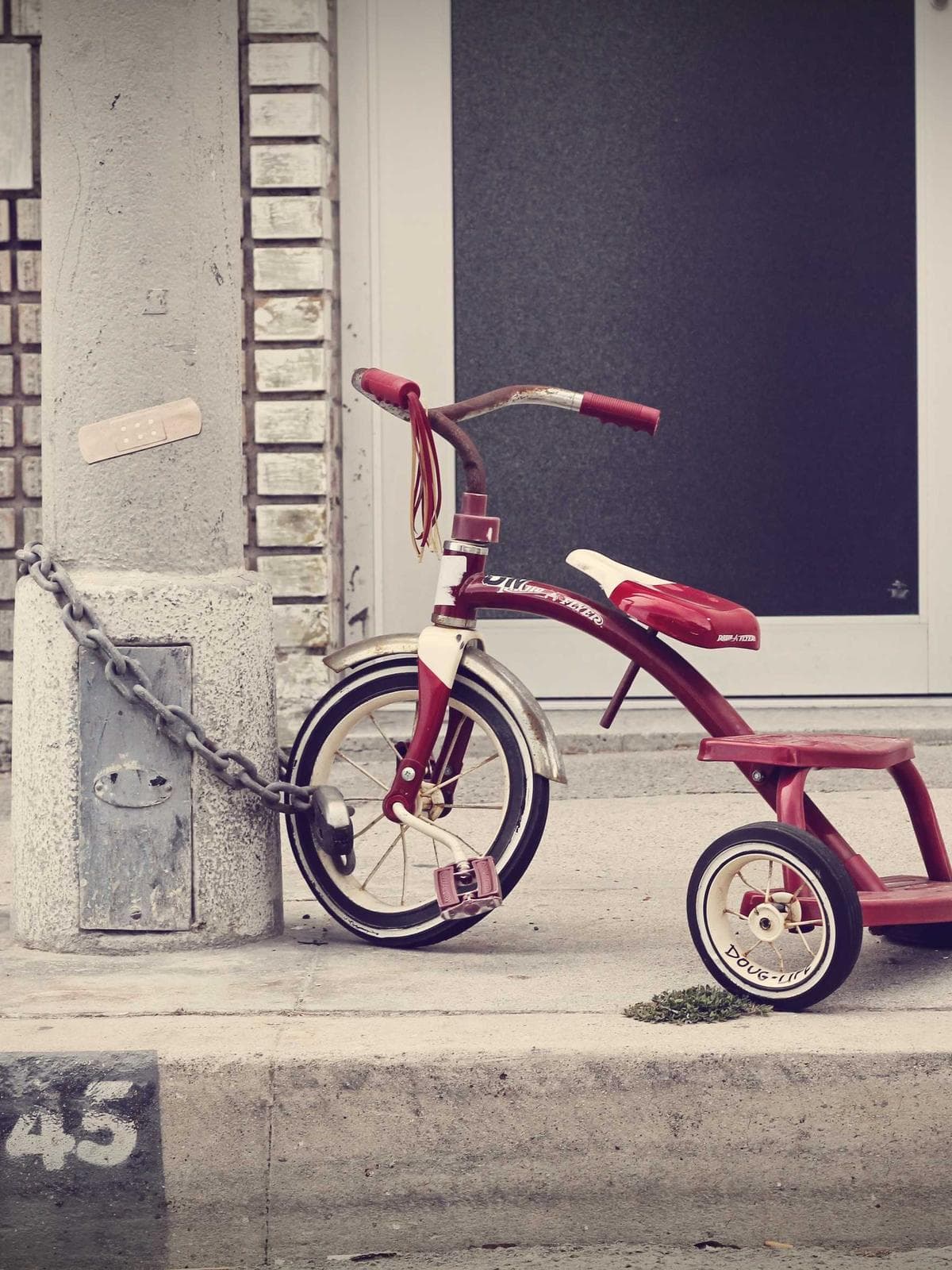 Minimalist Cotton Blazer